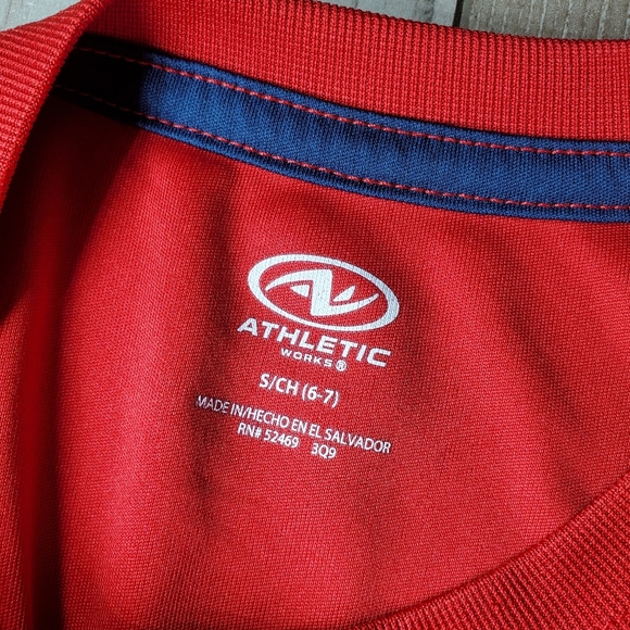 Athletic Works Boys Red Textured Athletic Performance Tee Baseball Graphic - Picture 3 of 11